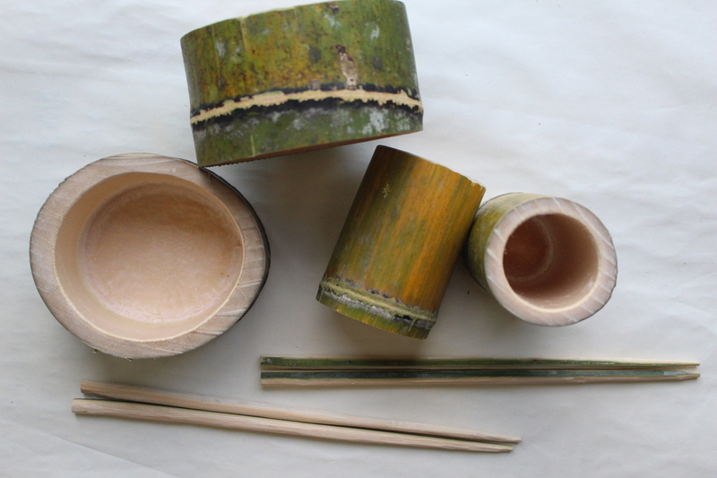 竹の箸と器のイメージ画像